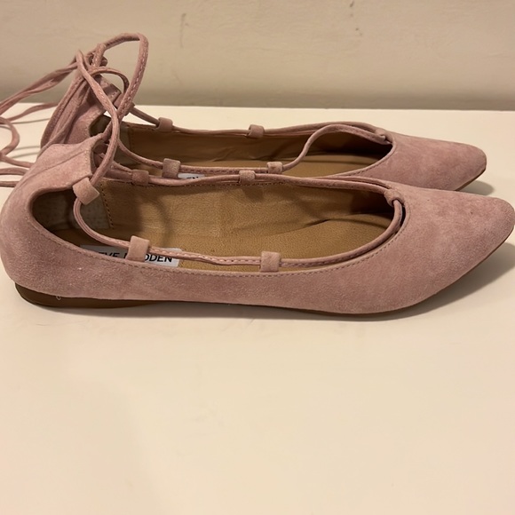 Flat dress shoes, lace up leg size 7 - Picture 6 of 7